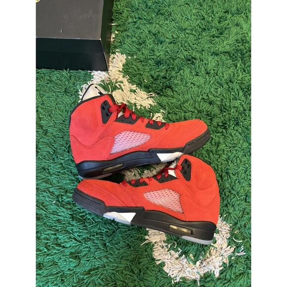 Jordan 5 Raging Bull - Picture 3 of 9